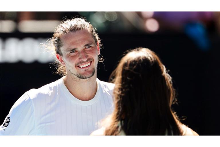 Alexander Zverev beim Interview mit Andrea Petkovic nach seinem Erstrundensieg in Melbourne.