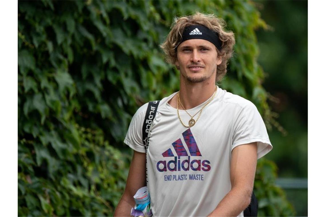 Alexander Zverev gehört beim olympischen Tennis-Turnier zu den Favoriten. Foto: Jonathan Nackstrand/Aeltc Pool/PA Wire/dpa