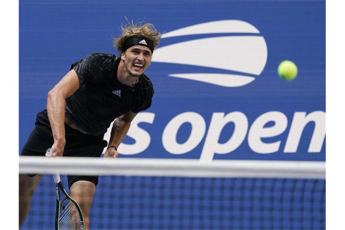 Alexander Zverev hat es bei den US Open ins Halbfinale geschafft. Foto: Elise Amendola/AP/dpa