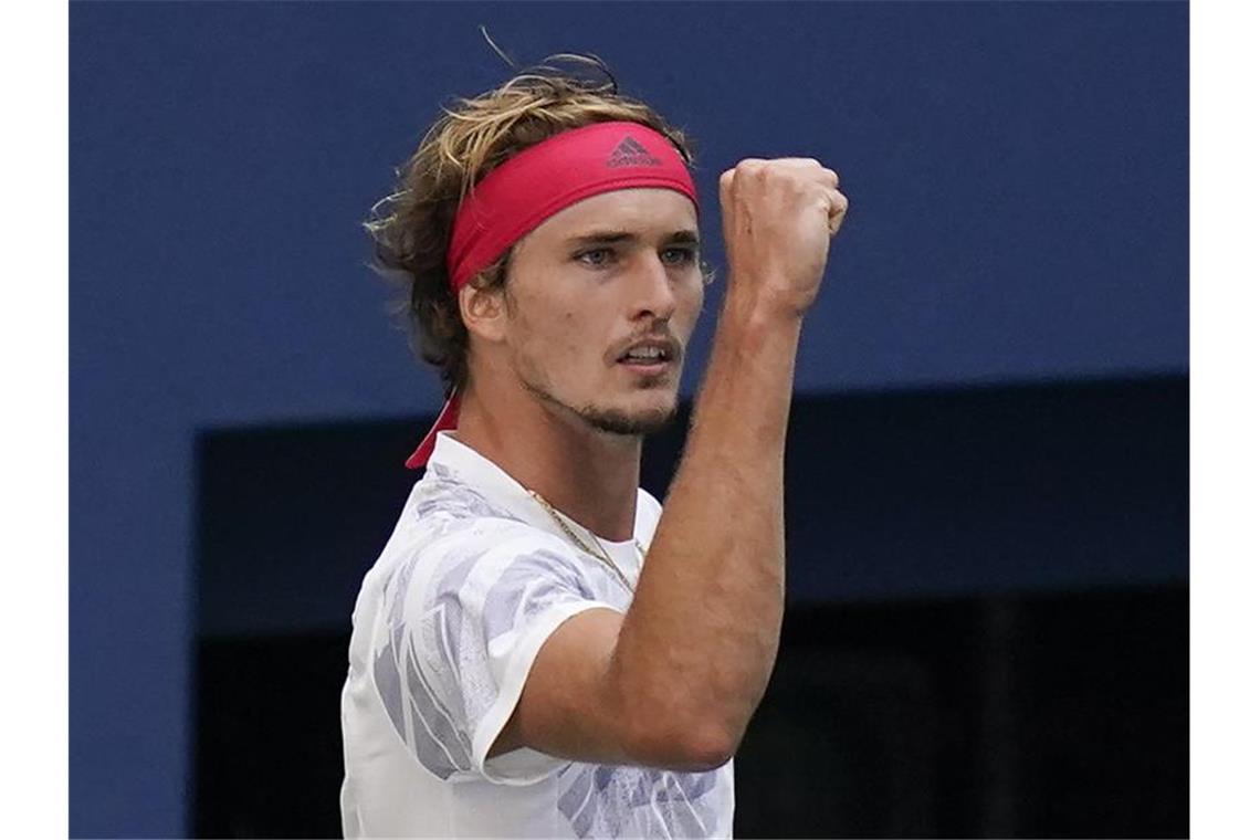 Alexander Zverev ist einer von nur noch vier Kandidaten auf den Triumph in New York. Foto: Seth Wenig/AP/dpa