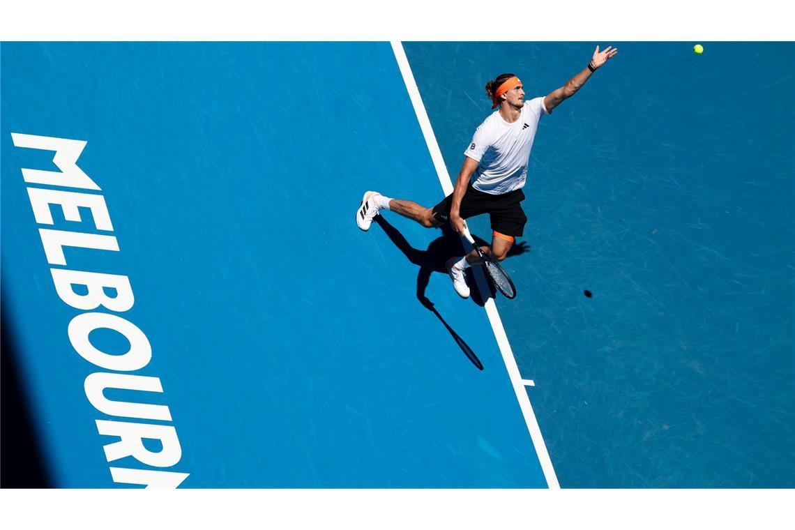 Zverevs Start: Auftaktsieg und Spitze an Kritiker