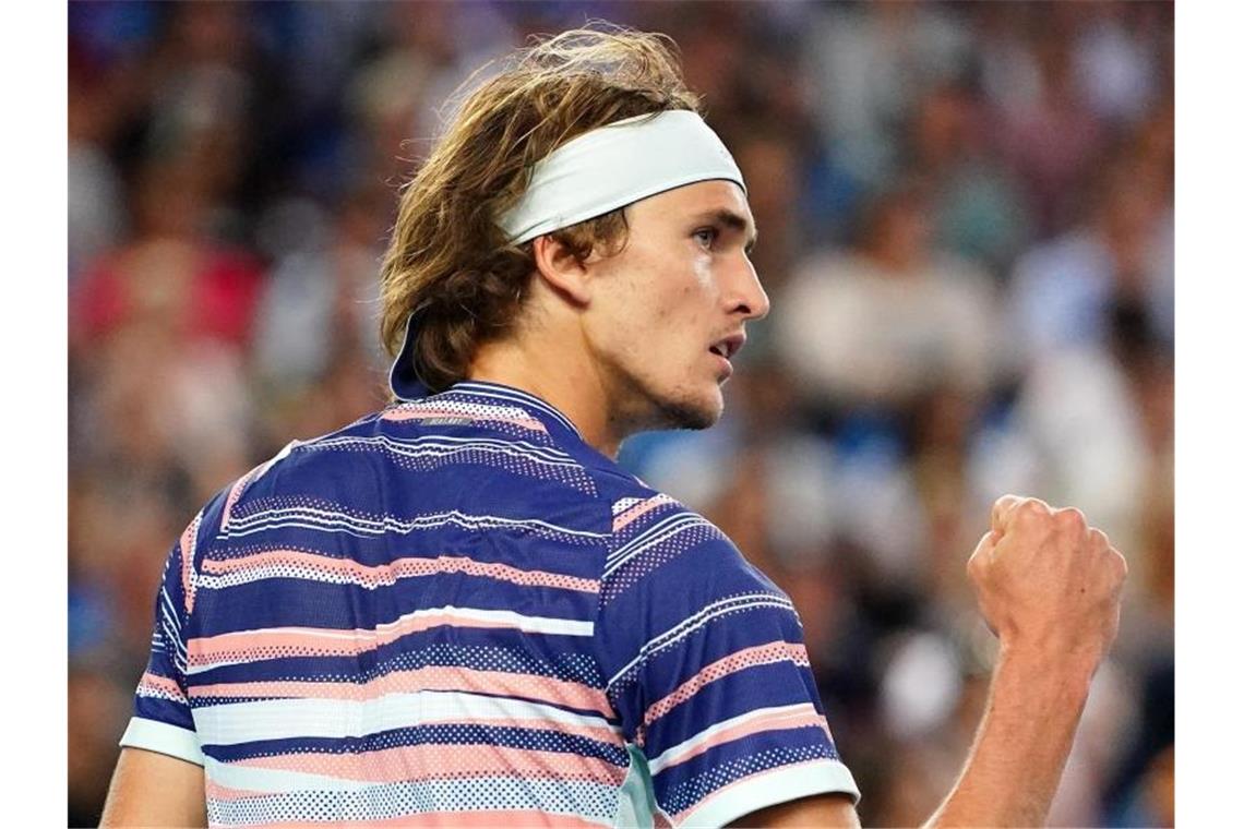 Alexander Zverev tritt im Achtelfinale gegen den Russen Andrej Rubljow an. Foto: Scott Barbour/AAP/dpa