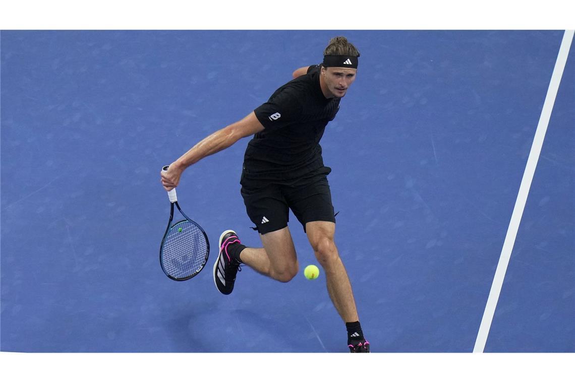 Alexander Zverev verliert erneut gegen Daniil Medwedew.