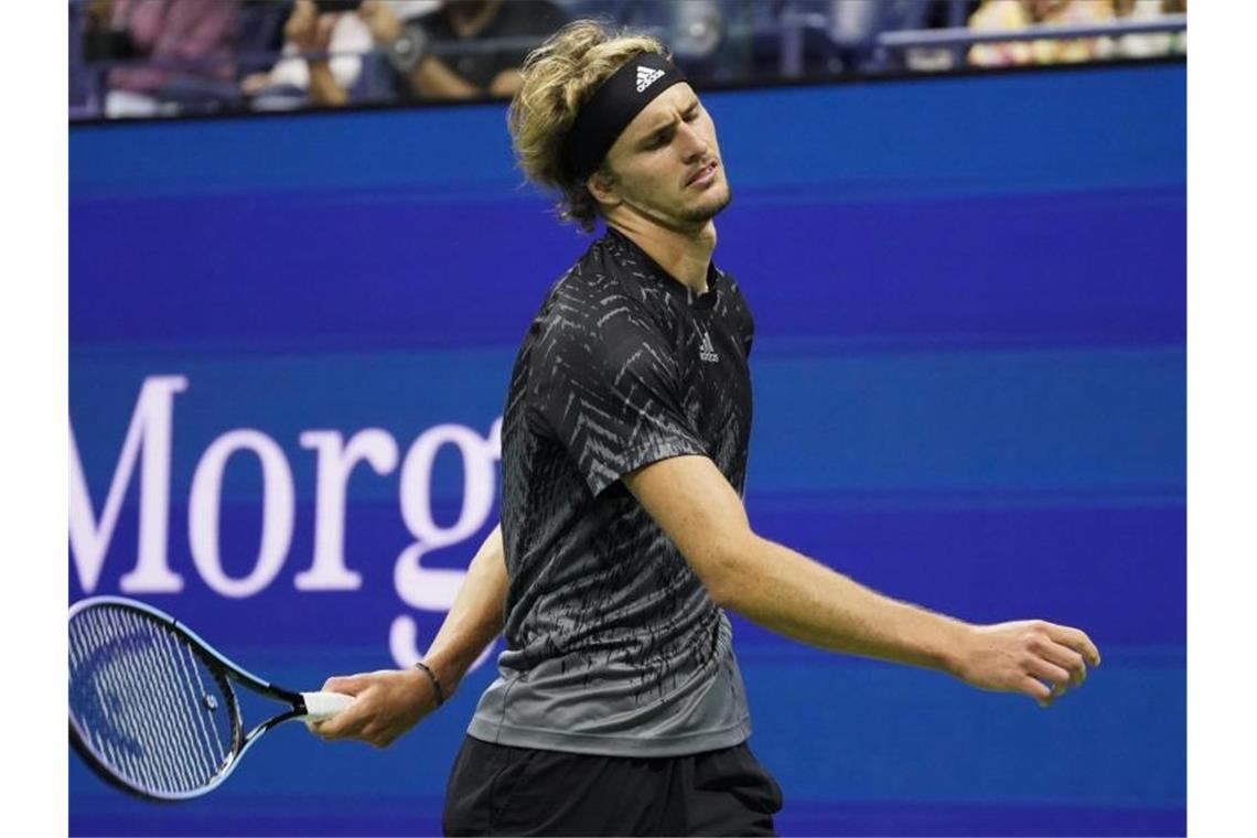 Djokovic schlägt Zverev und kann Tennis-Geschichte schreiben Alexander Zverev verpasste bei den US Open den Finaleinzug. Foto: John Minchillo/AP/dpa
