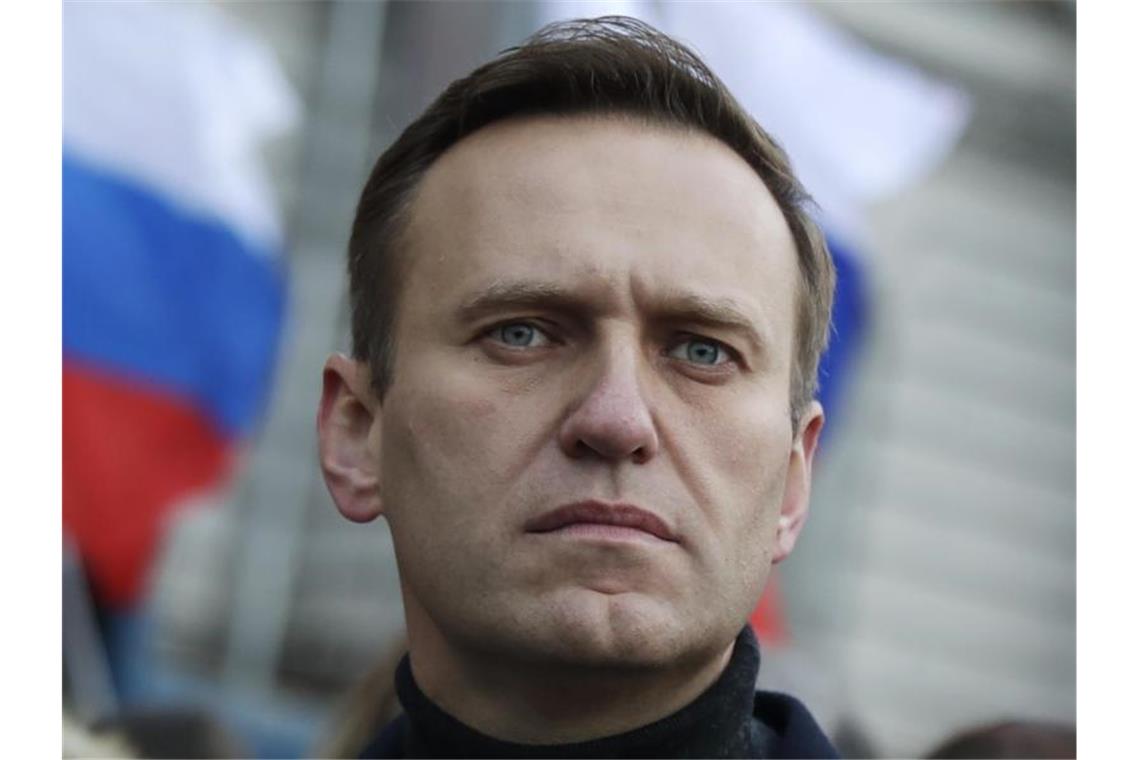 Alexej Nawalny war im August auf einem Inlandsflug in Sibirien zusammengebrochen. Foto: Pavel Golovkin/AP/dpa/Archiv