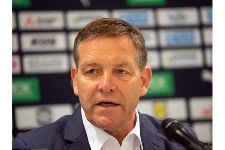 Alfred Gislason ist der Bundestrainer der Handballer. Foto: Federico Gambarini/dpa