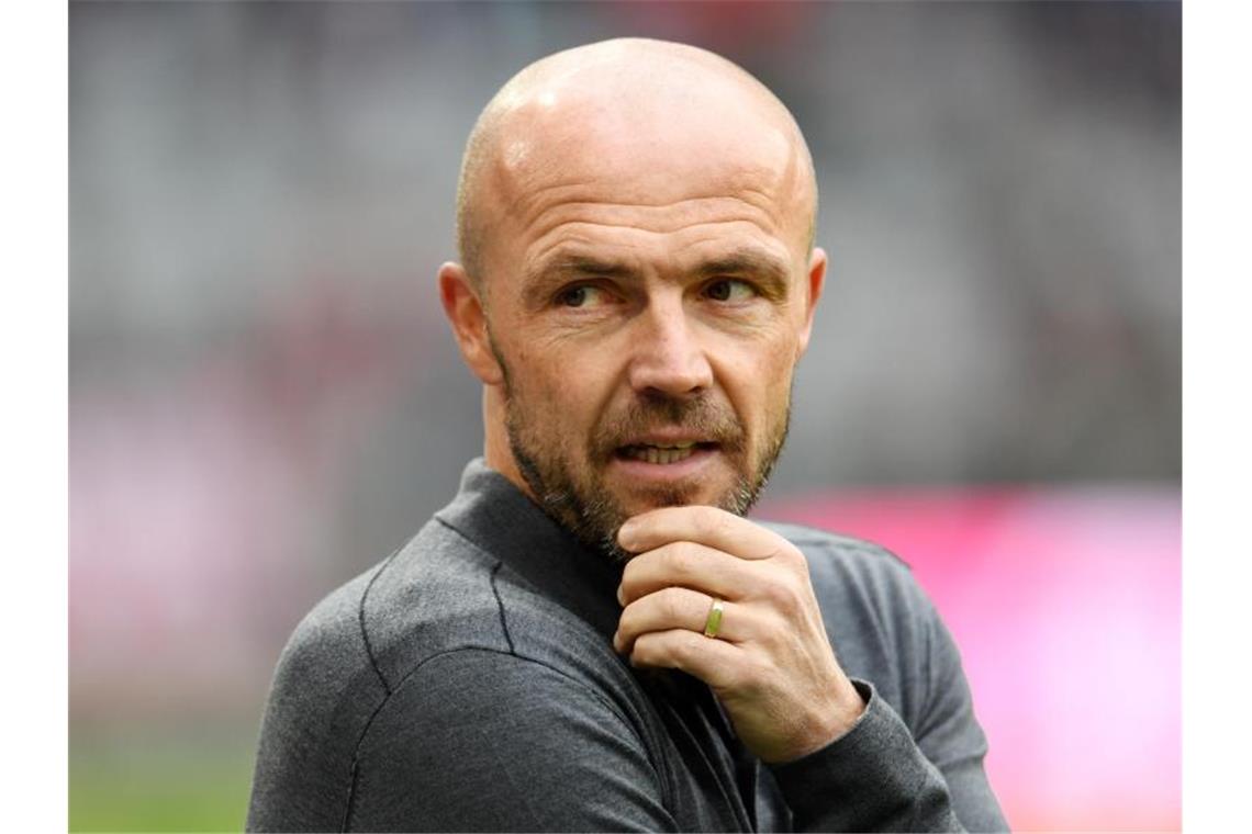 Alfred Schreuder, Trainer des TSG 1899 Hoffenheim. Foto: Tobias Hase/dpa/Archivbild