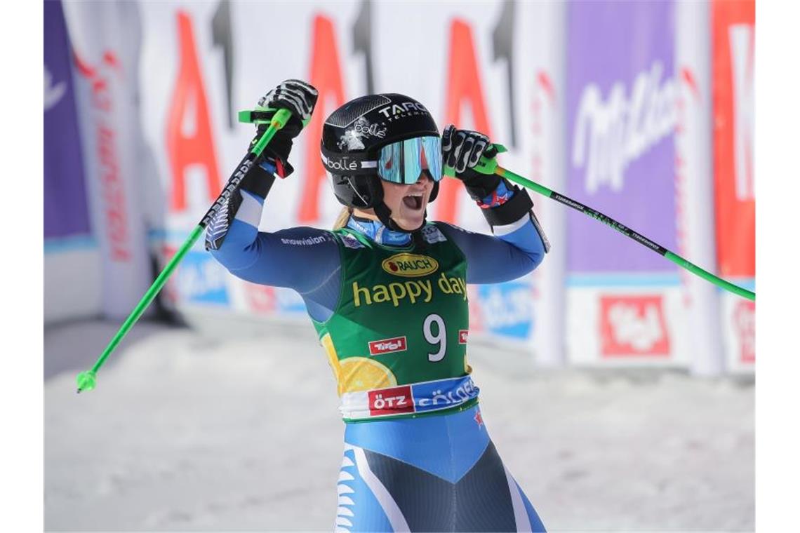 Alice Robinson: 17-Jährige verblüfft die Alpin-Welt Alice Robinson aus Neuseeland gewann den Saison-Auftakt in Sölden. Foto: Expa/Johann Groder/APA/dpa