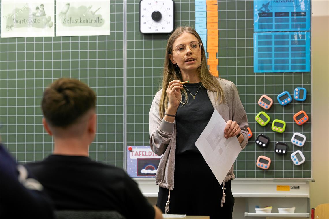 Alina Elz ist nun Klassenlehrerin einer 7. Klasse in der Gemeinschaftsschule des Bildungszentrums Weissacher Tal. Foto: Alexander Becher
