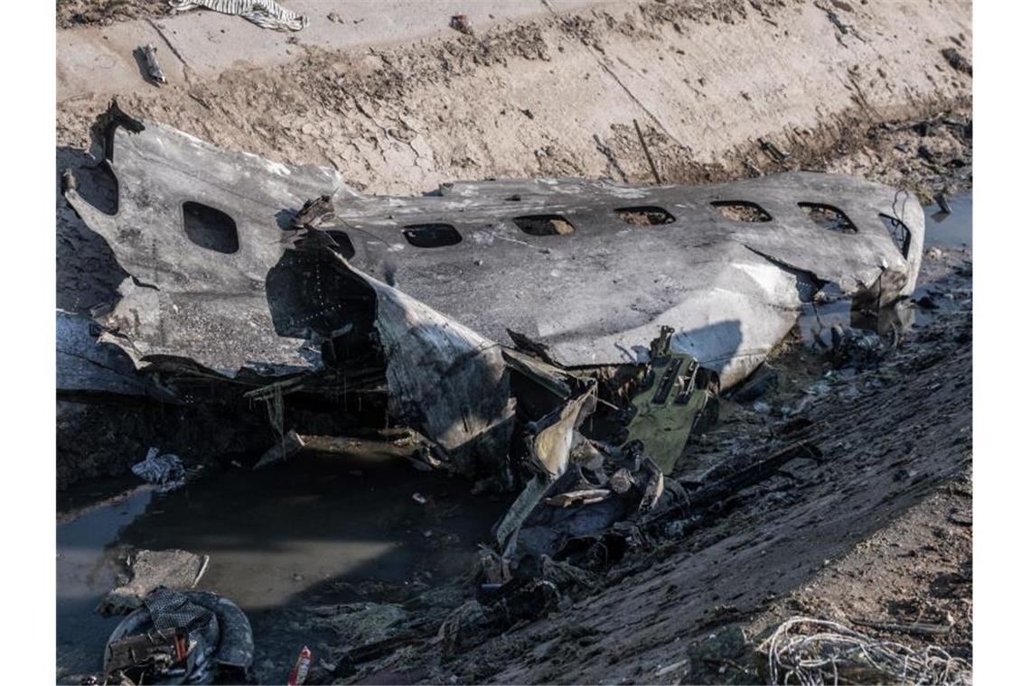 Alle 176 Menschen an Bord waren beim Abschuss des ukrainischen Passagierflugzeugs ums Leben gekommen. Foto: Aref Fathi/dpa