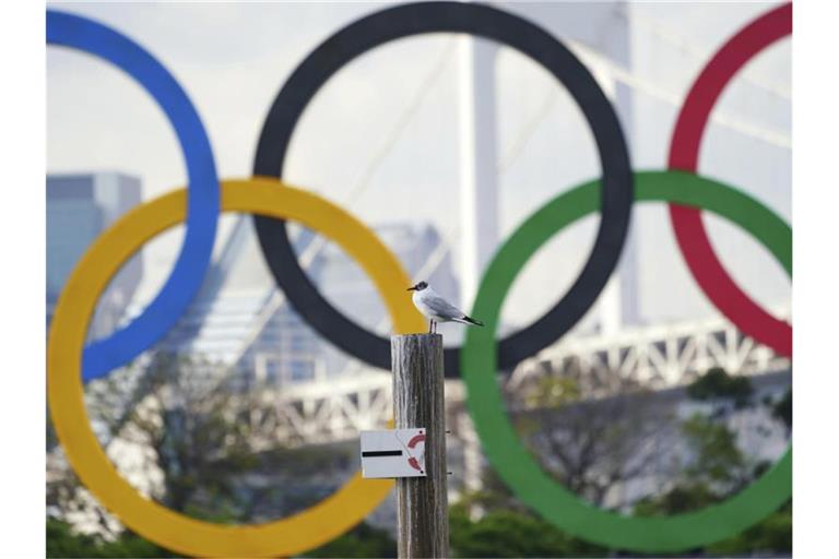 Alle Olympioniken in Tokio müssen sich prinzipiell täglich auf das Coronavirus testen lassen. Foto: Eugene Hoshiko/AP/dpa