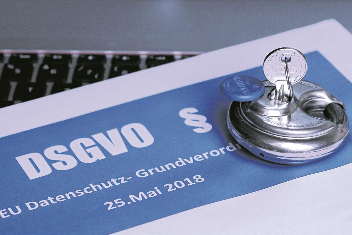 Datenschutz ist eine Daueraufgabe Alle Vereine und Firmen wollen die DSGVO korrekt umsetzen und betreiben dafür nach wie vor viel Aufwand. Foto: Alexandra H./pixelio.de