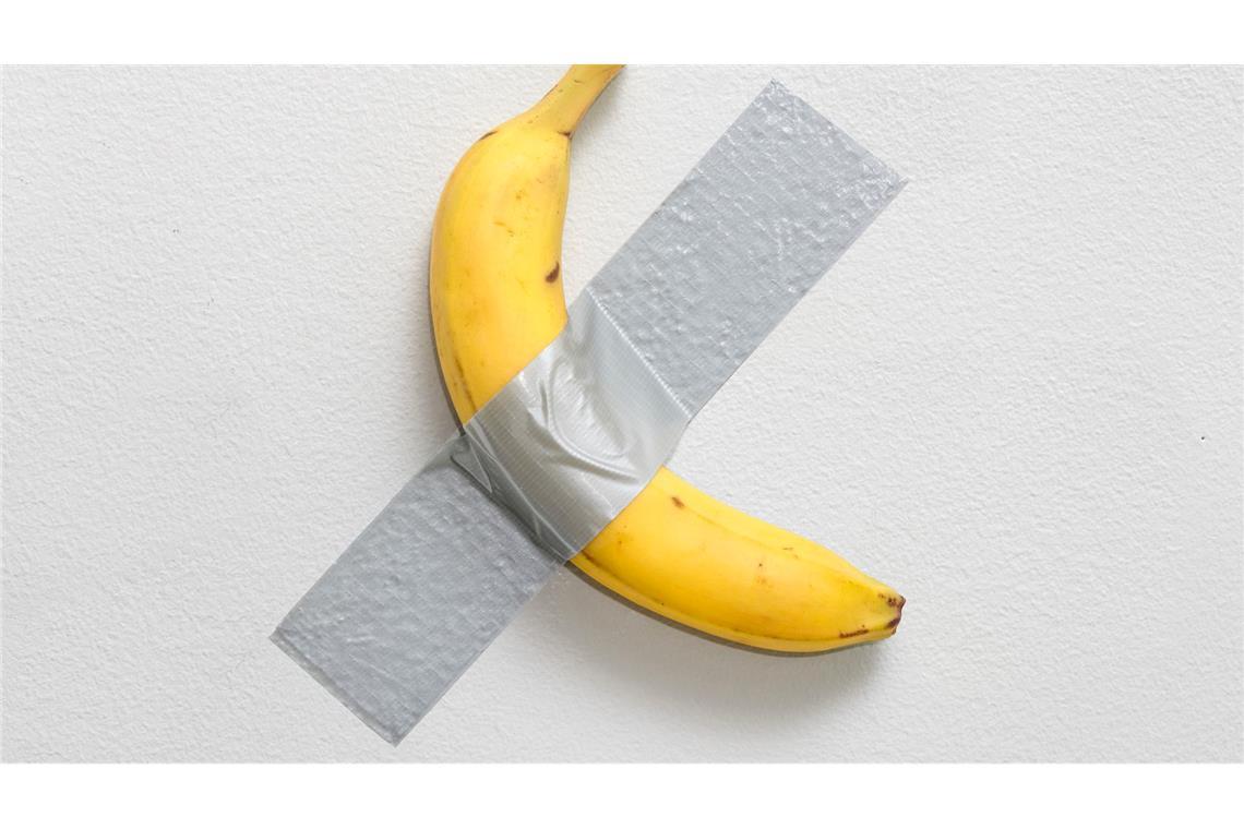 6,2 Millionen Dollar - für eine Banane(?) Alle zwei bis drei Tage wird die Banane ausgetauscht.