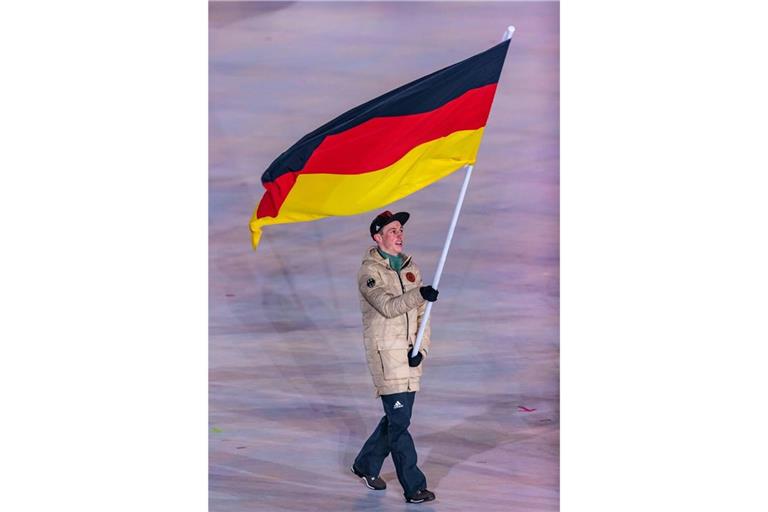 Als Fahnenträger 2018 in Pyeongchang: Eric Frenzel