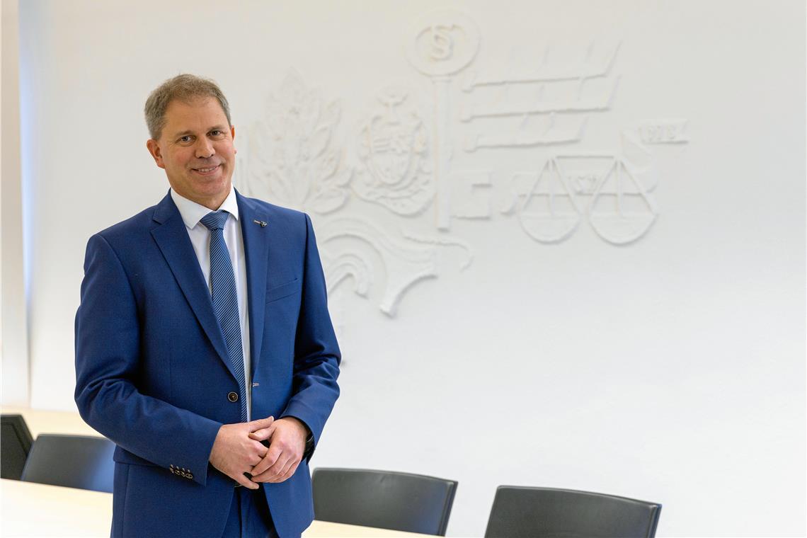 „Niemand muss in einem Strafanzug Müll aufsammeln“ Als Jugendrichter bestimmt Florian Bollacher unter anderem die Anzahl von Sozialstunden, die straffällig gewordene Jugendliche leisten müssen. Archivfoto: Alexander Becher