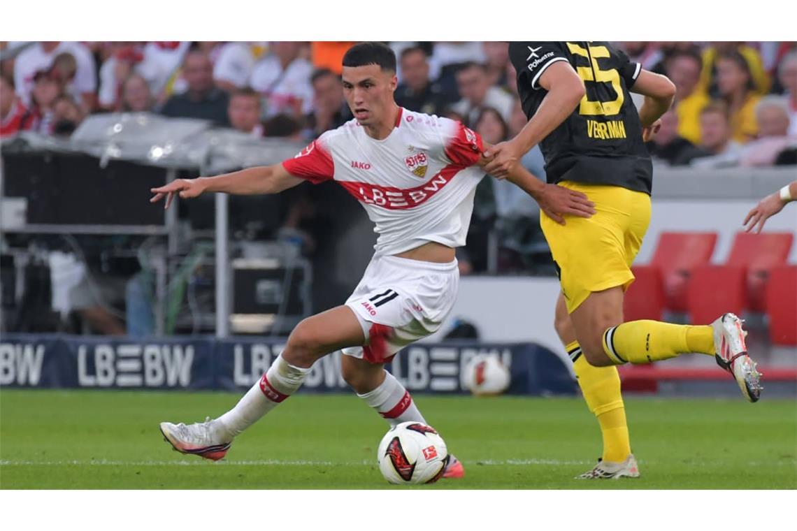 Als Rechtsaußen unterwegs: Bilal El Khannouss.