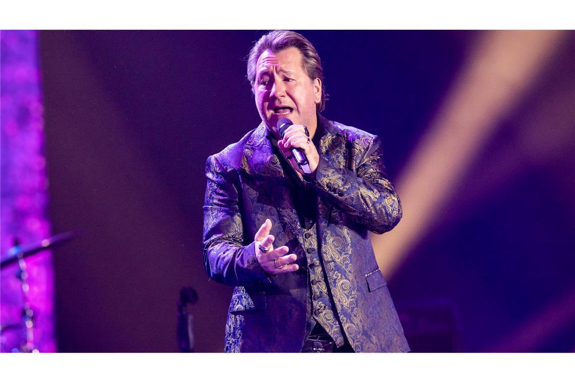 "Über sieben Brücken" - Der steinige Weg der Rockband Karat Als sein Vater an Krebs erkrankt, bekommt Claudius Dreilich einen Anruf von der Band - er sollte übernehmen. (Archivbild)