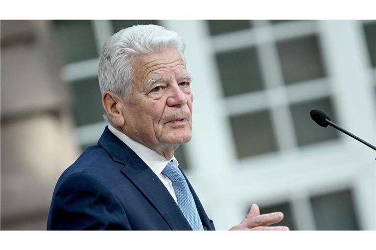 Altbundespräsident Joachim Gauck plädiert für einen differenzierten Umgang mit der AfD (Archivfoto).