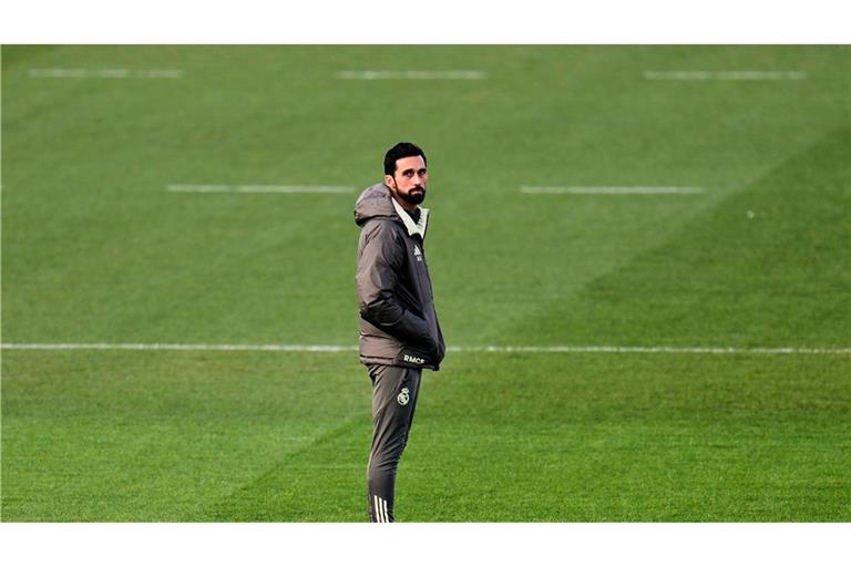 Alvaro Arbeloa leitet das Training bei Real Madrid.