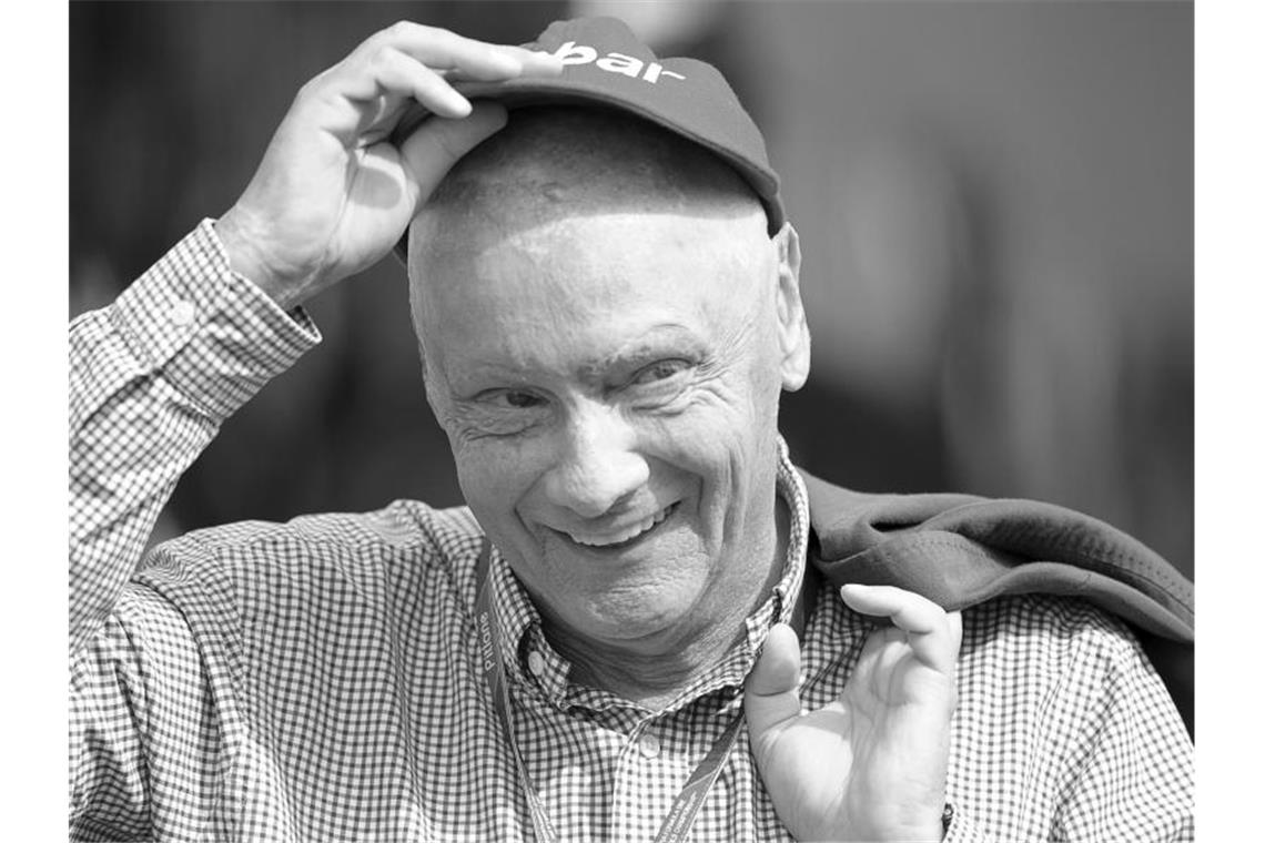 Chronologie des Sports im Jahr 2019 - Teil 2 Am 21. Mai starb der dreimalige Formel-1-Weltmeister Niki Lauda im Alter von 70 Jahren. Foto: David-Wolfgang Ebener/dpa