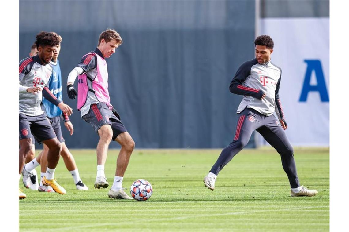 Am Abschlusstraining konnte Serge Gnabry noch teilnehmen. Foto: Marco Donato/FC Bayern München/dpa