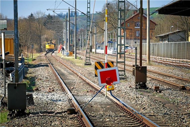 Am Bahnhof in Sulzbach an der Murr sind im vergangenen Jahr Gleisbauarbeiten vorgenommen worden. Archivfoto: Alexander Becher
