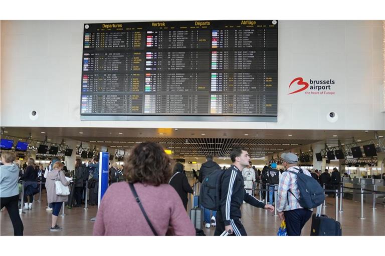 Am Dienstagabend kam der Flugbetrieb am Brüsseler Flughafen wegen Drohnen zweimal zum Erliegen.
