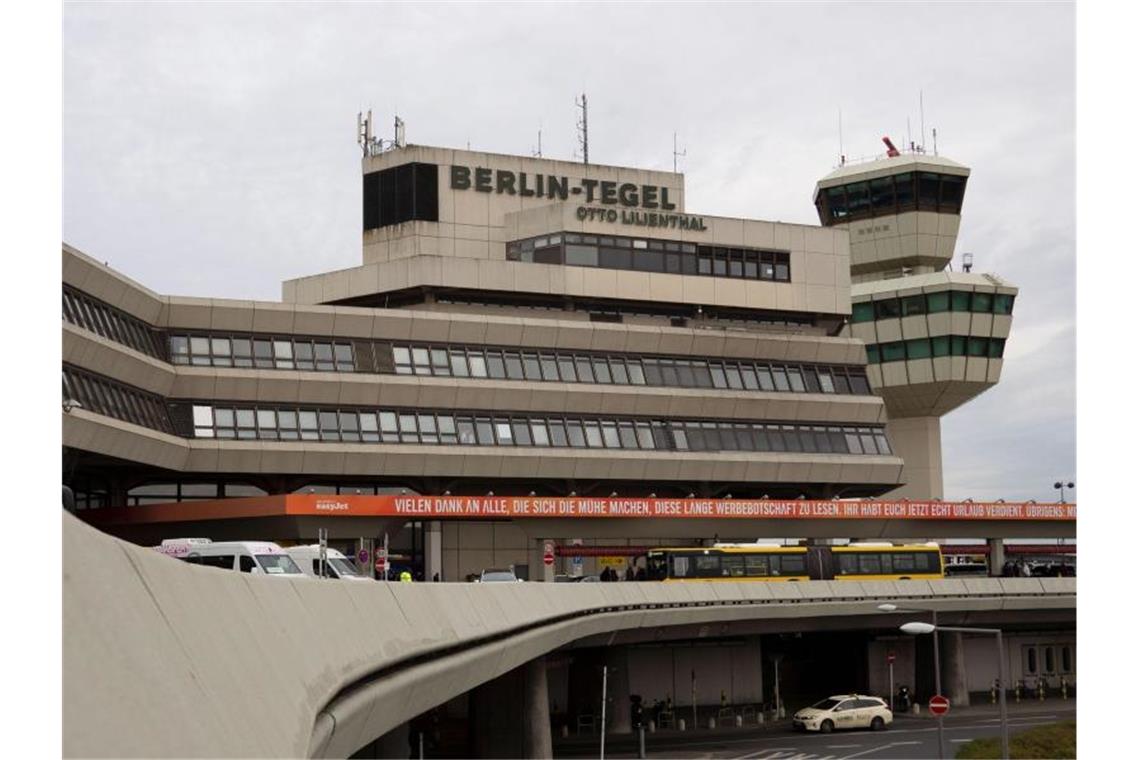 Wieder Passagierrekord an Berliner Flughäfen Am Flughafen Tegel gab es 2019 24,2 Millionen Fluggäste. Er soll nach der Inbetriebnahme des BER geschlossen werden. Foto: Paul Zinken/dpa