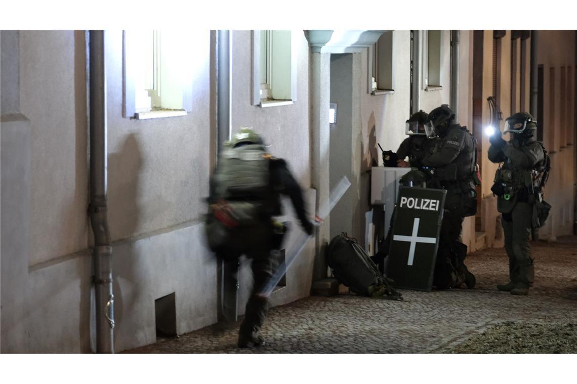 Mutmaßlicher Täter nutzte Rettungsweg zum Weihnachtsmarkt