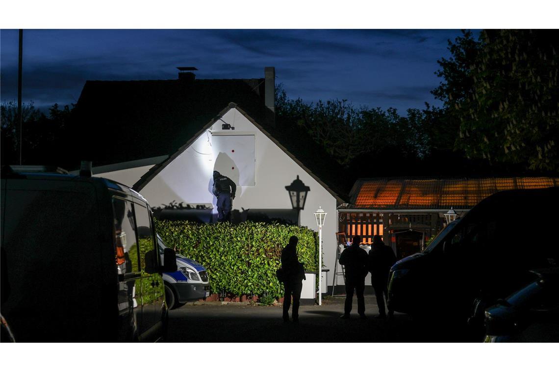 1.200 Polizisten bei Razzia gegen "Hells Angels" im Einsatz