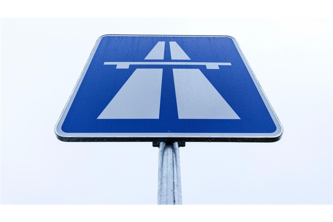 Was Autofahrer zur A6-Sperrung am Kreuz Walldorf wissen müssen Am Kreuz Walldorf muss die A6 für eine Nacht gesperrt werden. (Symbolbild)