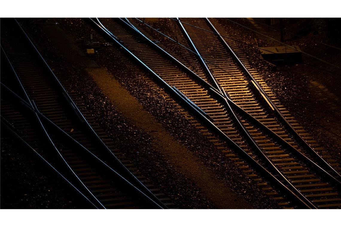 Strecke der Rheintalbahn nach Störung wieder freigegeben Am Mittwochmorgen wurde die Strecke der Rheintalbahn wieder komplett freigegeben (Symbolbild).