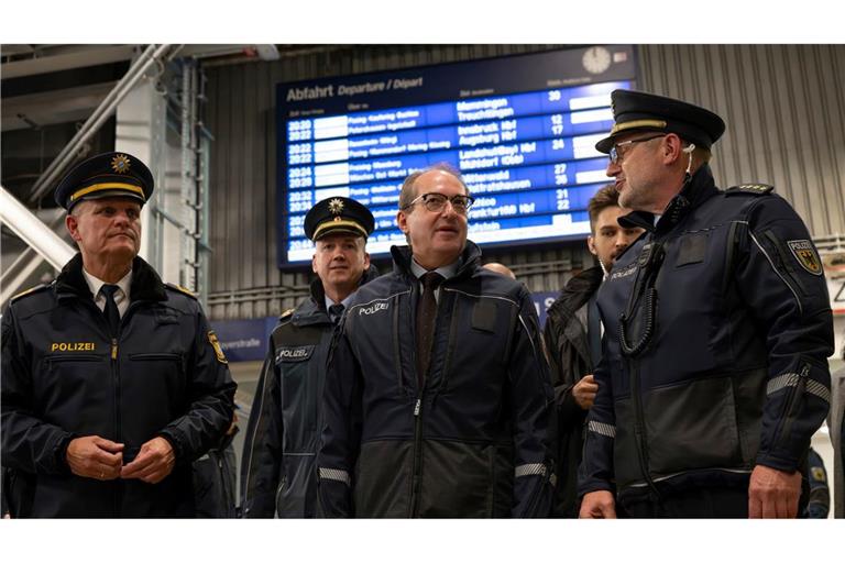 Am Münchner Hauptbahnhof war Bundesinnenminister Alexander Dobrindt (CSU) dabei. (Archivfoto)
