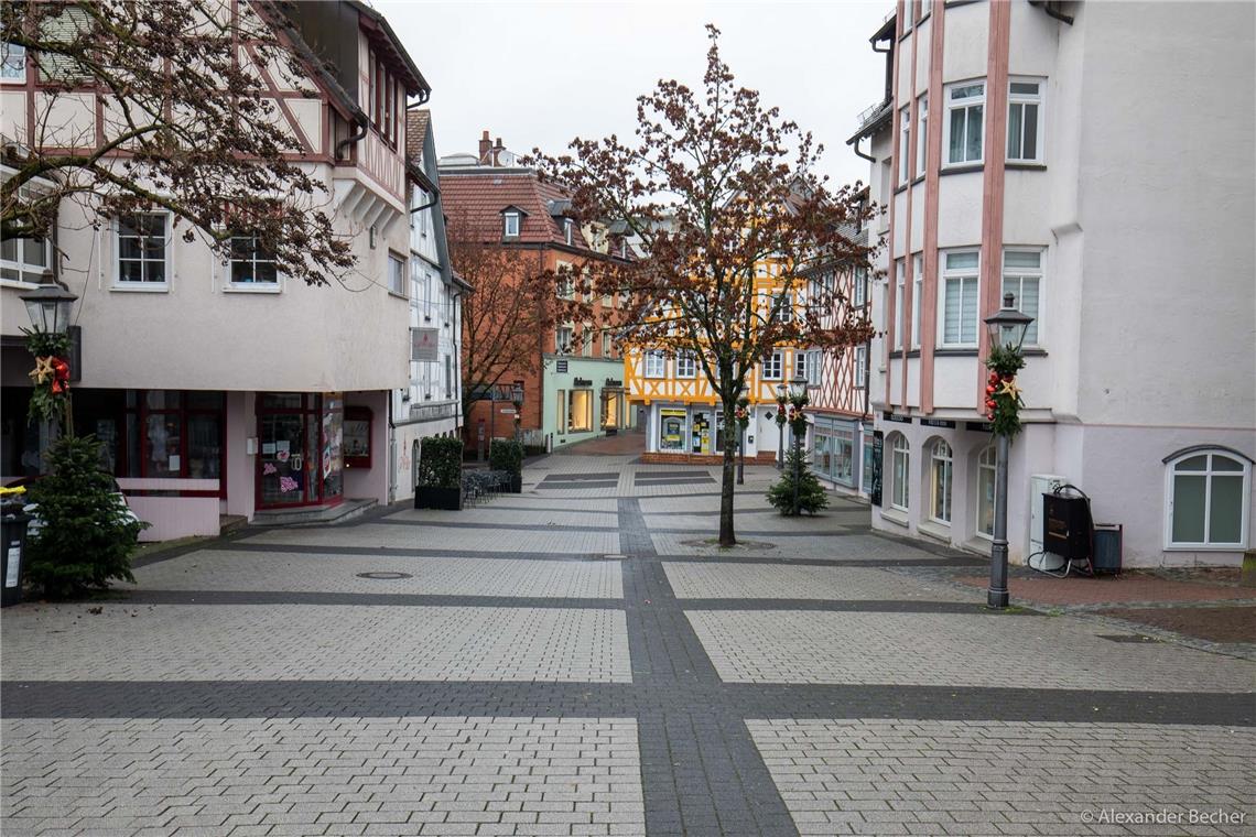 Am Obstmarkt // leere Straßen, Ausgangssperren, Backnang Innenstadt