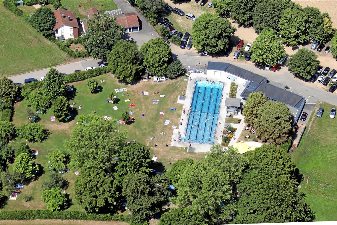 Im Freibad Erbstetten steht das Ausbaden an