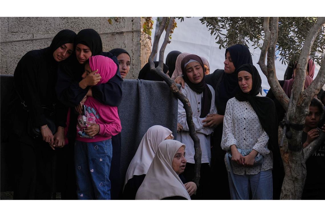 Am Sonntag wurden bei israelischen Luftangriffen Krankenhausangaben zufolge 44 Palästinenser getötet.