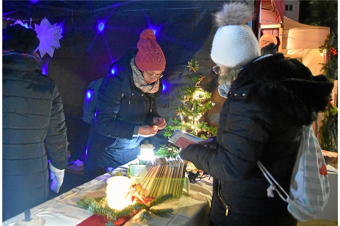 Am Stand der Eltern und Schüler der Grundschule Unterbrüden in Auenwald.