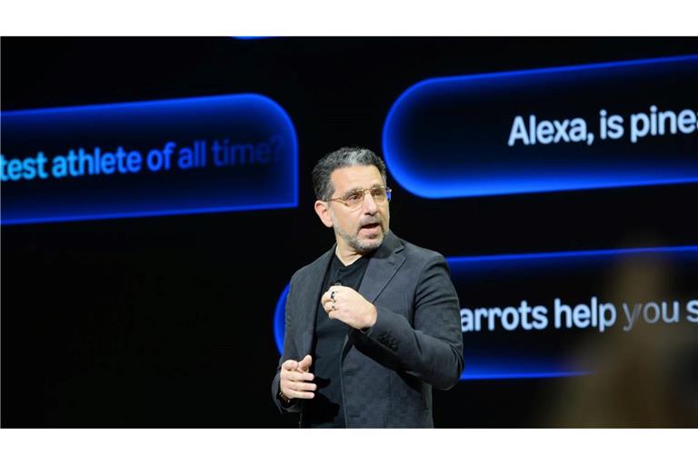 Amazons Sprachassistentin Alexa+ kann sich nach einem Ki-Umbau mit Nutzern unterhalten.