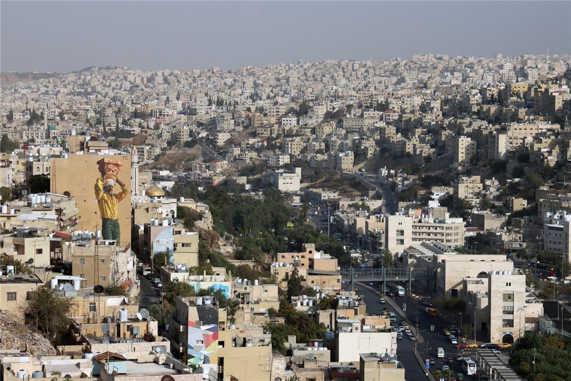 Netanjahu warnt Einwohner der Stadt Gaza: „verschwinden Sie" Amman vom Zitadellenhügel aus gesehen.
