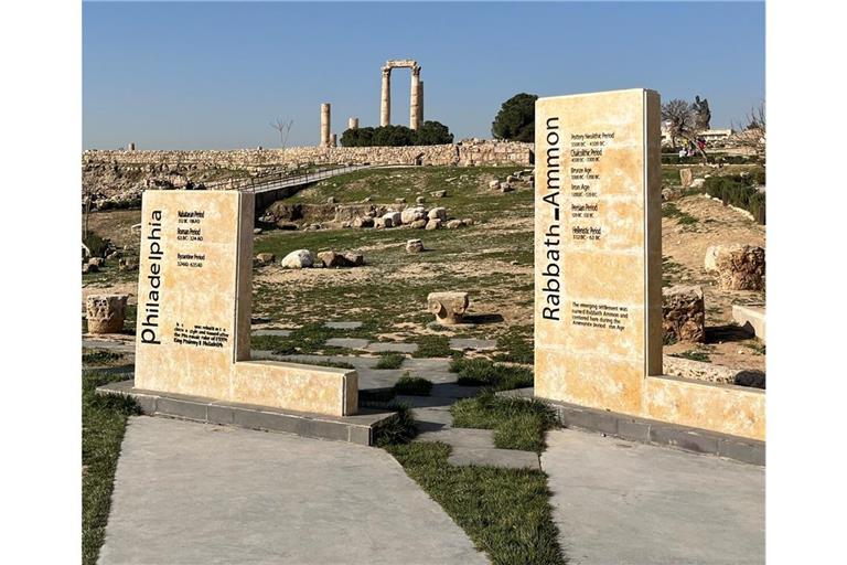 Amman wurde um 7300 vor Jesus Christus gegründet und hieß tatsächlich eine Zeit lang „Philadelphia“.