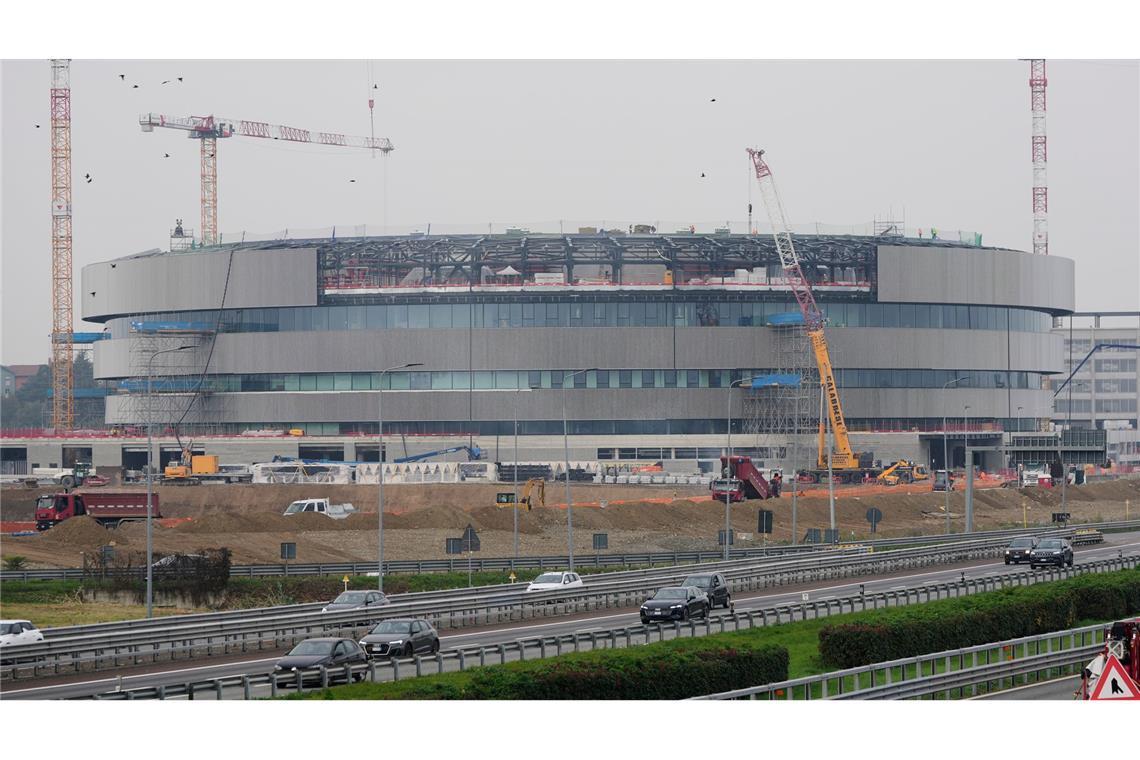 Tickets, Bauten, Aussichten: Noch 100 Tage bis Olympia An der Eishockey-Arena wird noch gebaut.