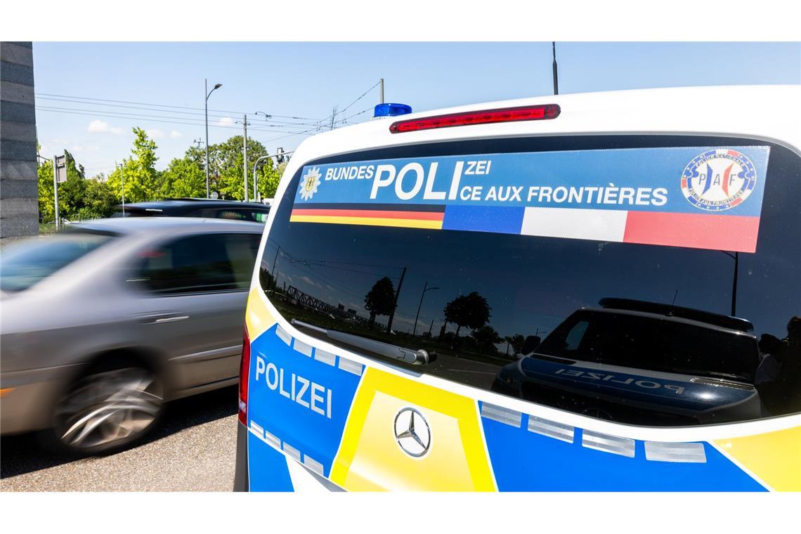 Neue Regeln an den Grenzen An der Grenze zu Frankreich gibt es seit September stationäre Grenzkontrollen.