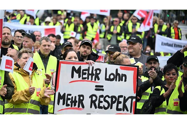 An einer Kundgebung in Dortmund nahmen mehrere Hundert Menschen teil.