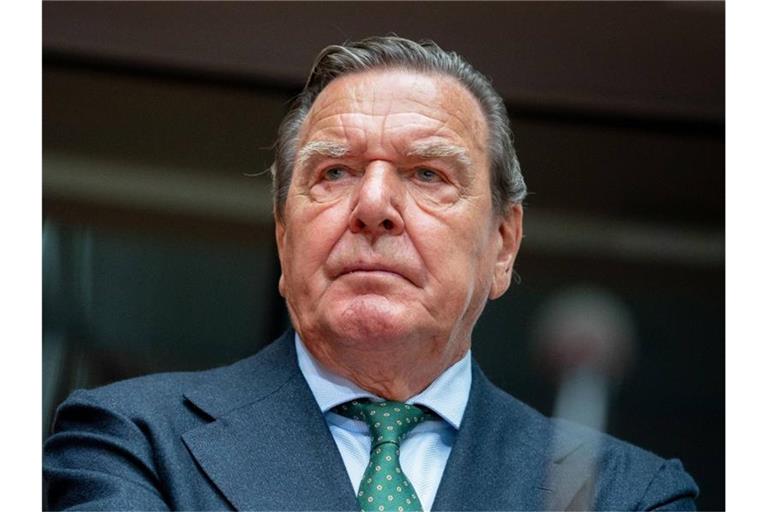 An Gerhard Schröders Haltung gegenüber Russland und seinen beruflichen Verstrickungen in das Gasgeschäft des Landes gibt es seit Langem Kritik. Foto: Kay Nietfeld/dpa
