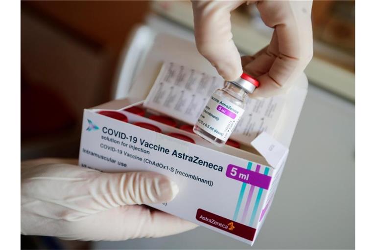 Anders als Biontech/Pfizer und Moderna liefert Astrazeneca der EU bisher nicht die vertraglich zugesagten Mengen Impfstoffe. Foto: Hannibal Hanschke/Reuters/Pool/dpa