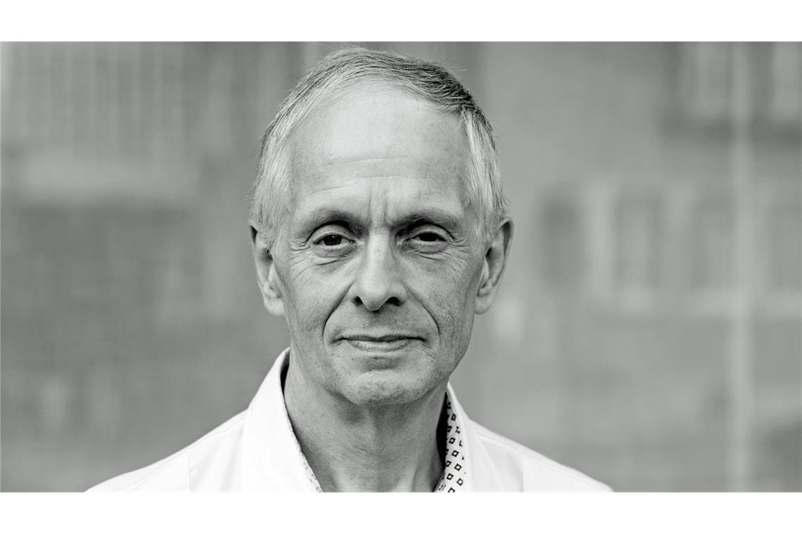 Die Realität als Simulation – geht das wirklich? Andreas Brandhorst hat sich mit Science-Fiction-Romanen einen Namen gemacht.