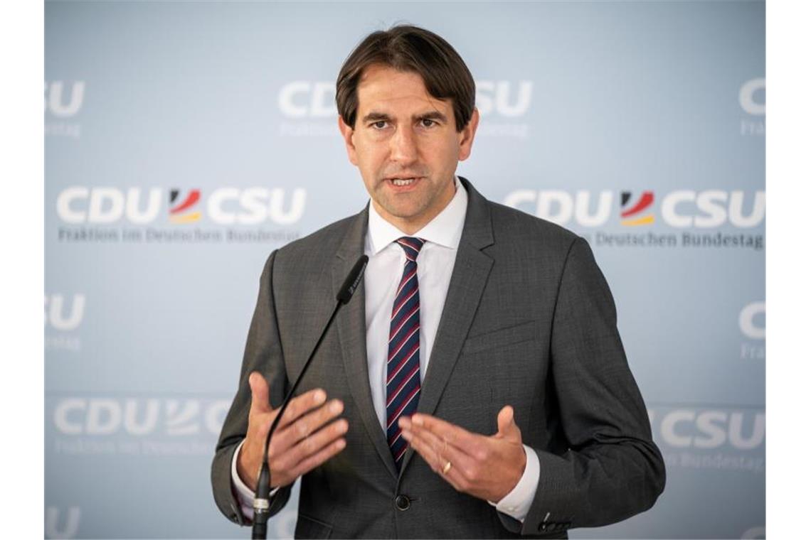 Grenzöffnung: Frankreich und Schweiz früher dran Andreas Jung gestikuliert. Foto: Michael Kappeler/dpa/Archivbild