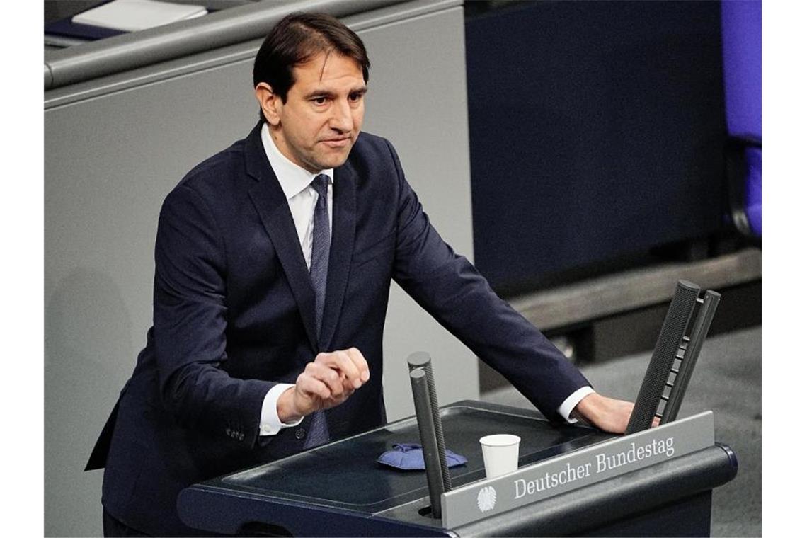 CDU muss spannender Ort gesellschaftlicher Debatten werden Andreas Jung, Mitglied des Deutschen Bundestages, spricht im Bundestag. Foto: Michael Kappeler/dpa/Archivbild