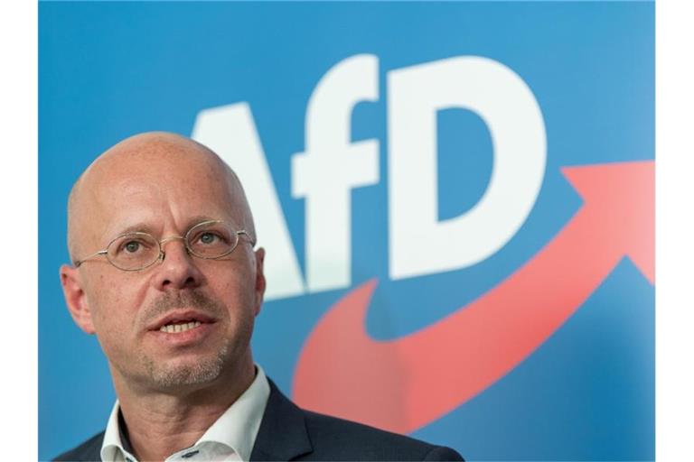 Andreas Kalbitz darf seine Rechte als Parteimitglied und als Mitglied im Bundesvorstand bis zur Entscheidung des AfD-Bundesschiedsgerichts wieder ausüben. Foto: Soeren Stache/dpa-Zentralbild/dpa