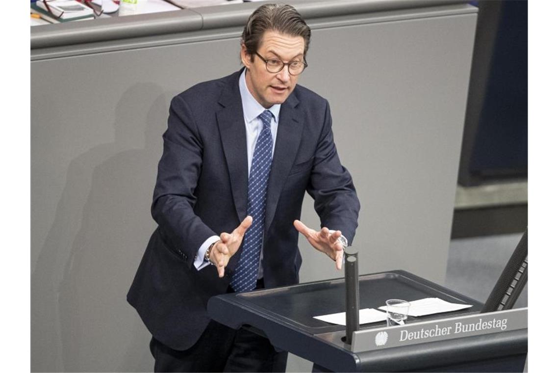 Andreas Scheuer (CSU), Bundesverkehrsminister, spricht. Foto: Fabian Sommer/dpa/Archivbild